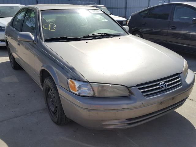 4T1BG22K6XU517140 - 1999 TOYOTA CAMRY CE TAN photo 1