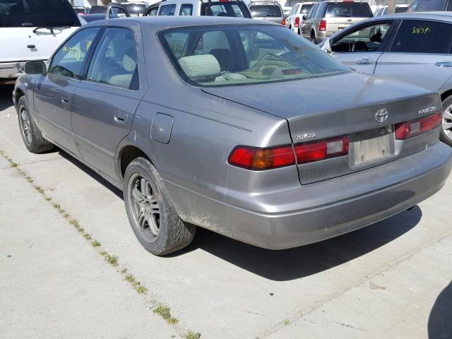 4T1BG22K6XU517140 - 1999 TOYOTA CAMRY CE TAN photo 3