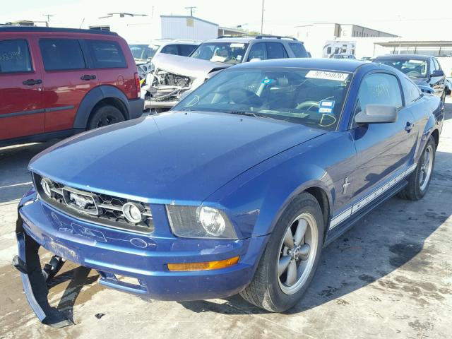 1ZVFT80N165122435 - 2006 FORD MUSTANG BLUE photo 2