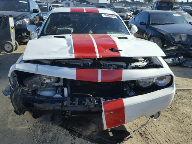 2C3CDYCJ4CH244095 - 2012 DODGE CHALLENGER WHITE photo 9