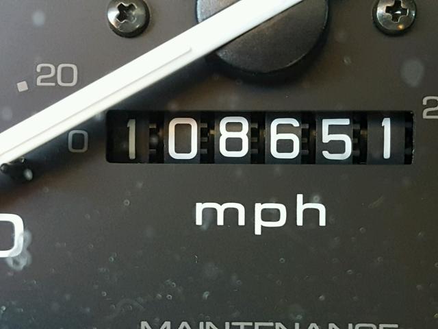 2HGEJ6613XH557594 - 1999 HONDA CIVIC BASE SILVER photo 8