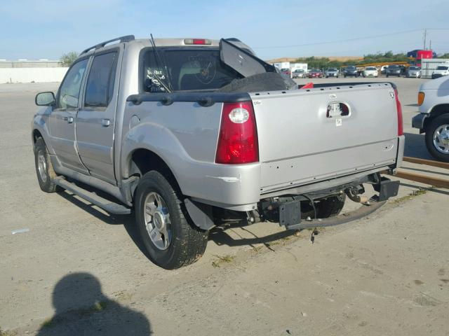 1FMZU67KX4UA89379 - 2004 FORD EXPLORER S SILVER photo 3