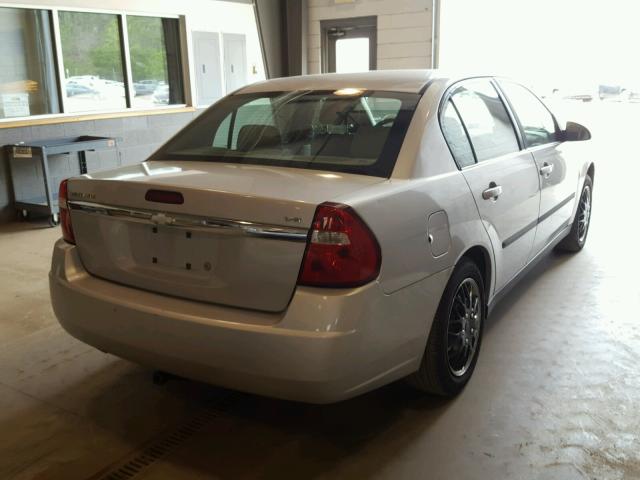 1G1ZS52824F156652 - 2004 CHEVROLET MALIBU SILVER photo 4