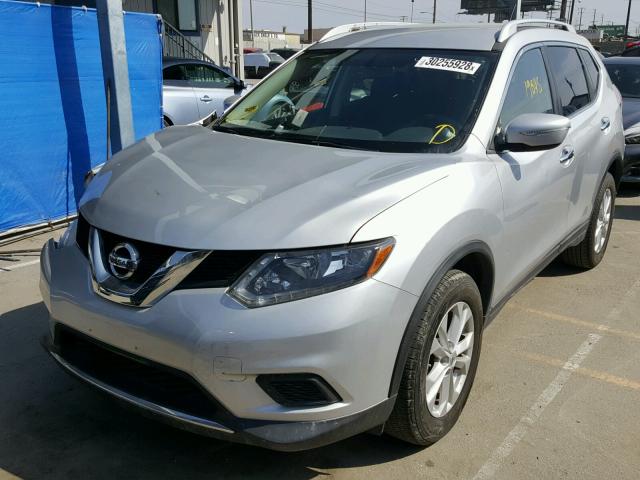 KNMAT2MT1FP560086 - 2015 NISSAN ROGUE S SILVER photo 2