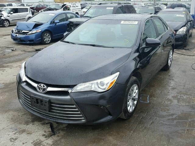 4T4BF1FK4GR583540 - 2016 TOYOTA CAMRY LE შავი ფოტო 2