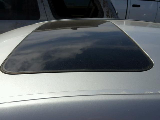 KMHFC46F26A095843 - 2006 HYUNDAI AZERA SE SILVER photo 9