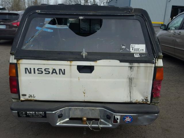 1N6SD16S9TC342557 - 1996 NISSAN TRUCK KING WHITE photo 9