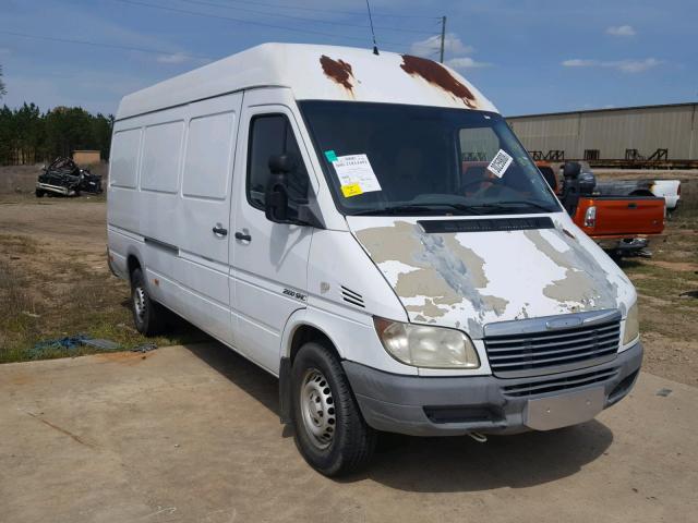 WDYPD744655842431 - 2005 FREIGHTLINER SPRINTER 2 WHITE photo 1