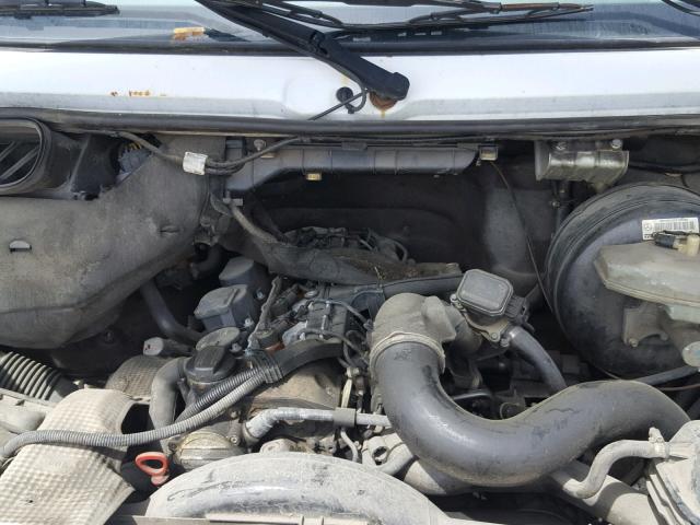 WDYPD744655842431 - 2005 FREIGHTLINER SPRINTER 2 WHITE photo 7