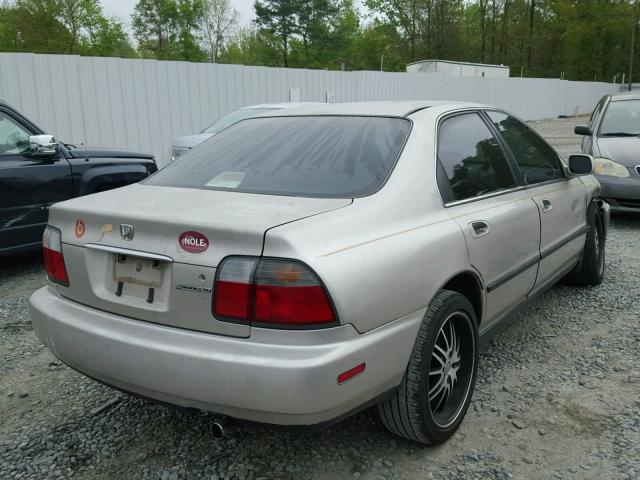 1HGCD5536TA079160 - 1996 HONDA ACCORD LX SILVER photo 4