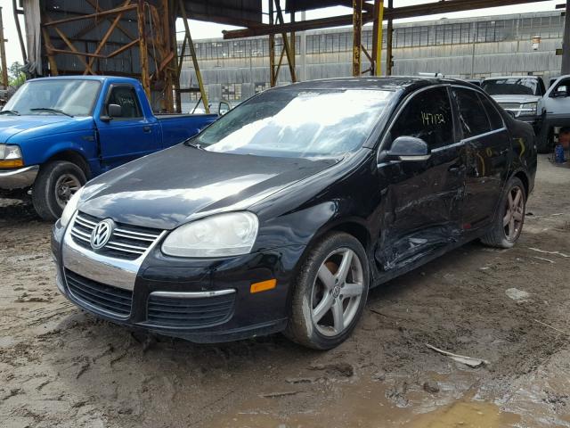 3VWRL71K69M086946 - 2009 VOLKSWAGEN JETTA TDI BLACK photo 2