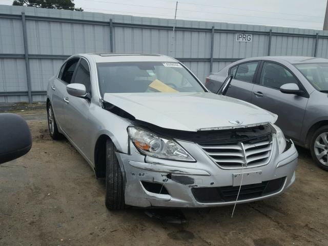 KMHGC4DF7BU127394 - 2011 HYUNDAI GENESIS 4. SILVER photo 1