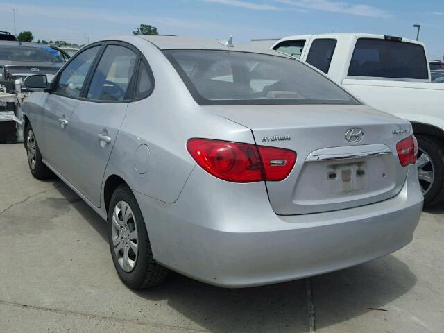 KMHDU4AD7AU835551 - 2010 HYUNDAI ELANTRA BL SILVER photo 3