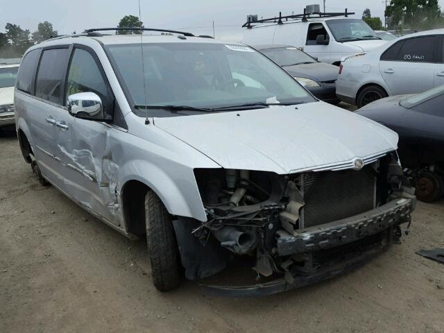 2A8HR64X68R737183 - 2008 CHRYSLER TOWN & COU GRAY photo 1