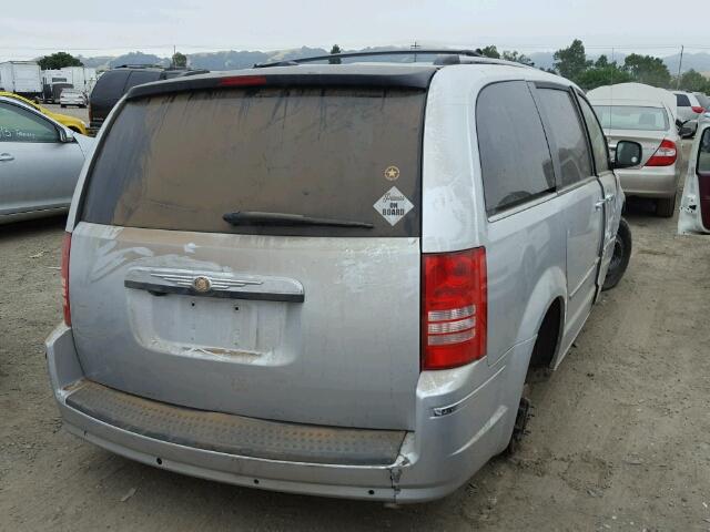 2A8HR64X68R737183 - 2008 CHRYSLER TOWN & COU GRAY photo 4