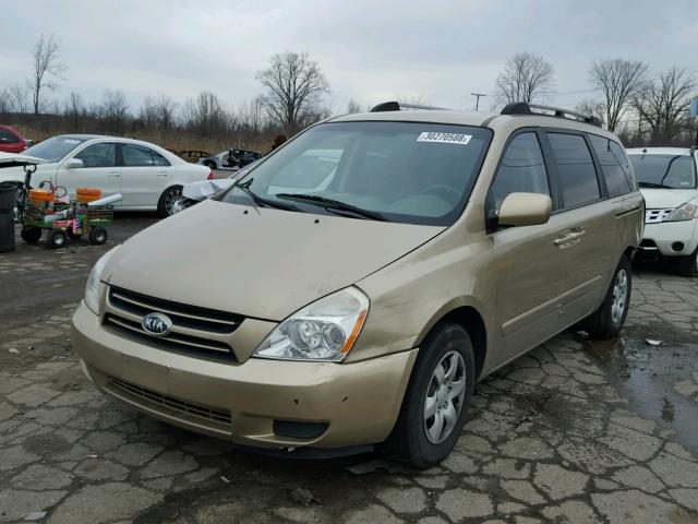 KNDMB233X76116553 - 2007 KIA SEDONA EX TAN photo 2