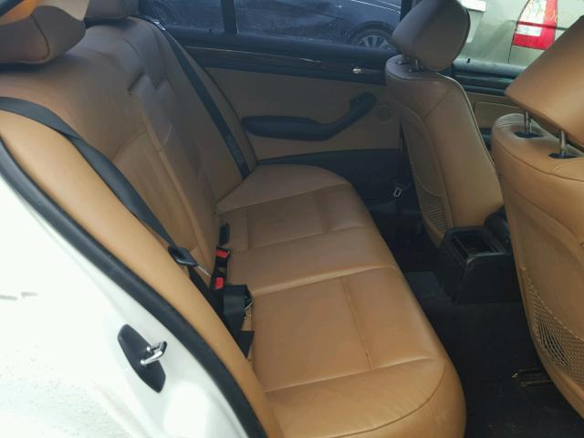 WBAEU334X3PH88016 - 2003 BMW 325 XI WHITE photo 6