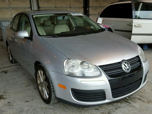 3VWRJ7AJ8AM049463 - 2010 VOLKSWAGEN JETTA WOLF SILVER photo 1