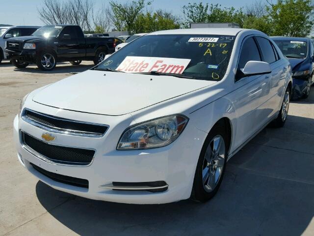 1G1ZC5EB2AF256492 - 2010 CHEVROLET MALIBU WHITE photo 2