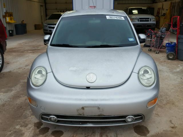 3VWCK21C81M434321 - 2001 VOLKSWAGEN NEW BEETLE SILVER photo 9