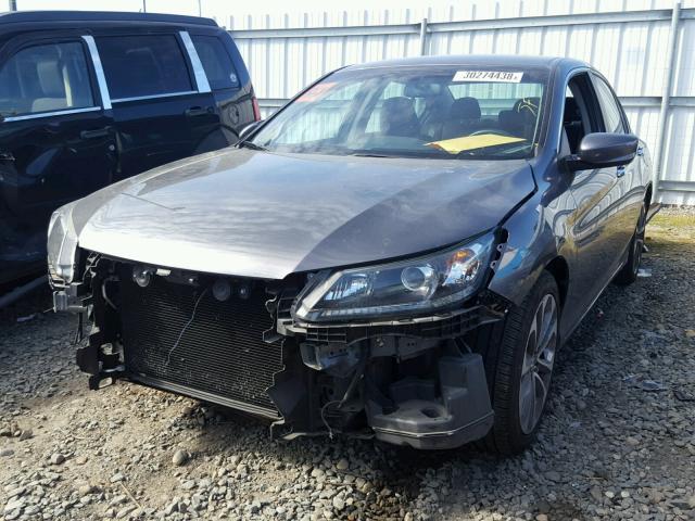 1HGCR2E50DA108607 - 2013 HONDA ACCORD SPO GRAY photo 2