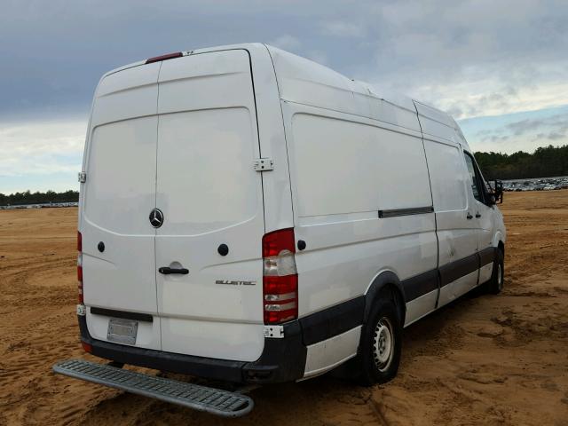 WD3PE8DB5FP131719 - 2015 MERCEDES-BENZ SPRINTER 2 WHITE photo 4