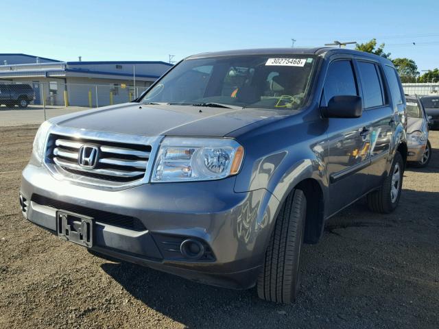 5FNYF3H21DB038000 - 2013 HONDA PILOT LX GRAY photo 2