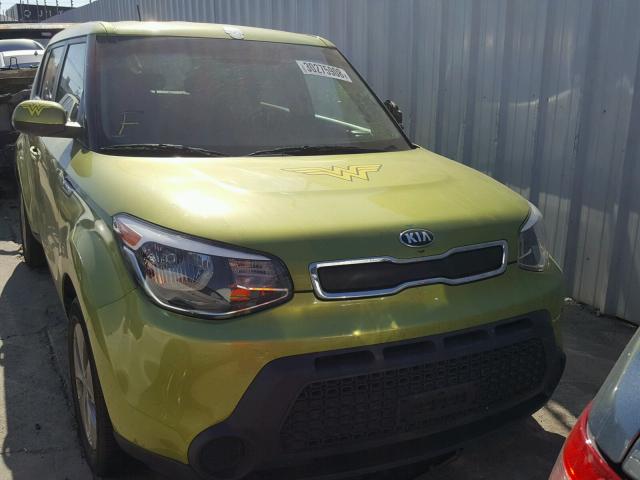 KNDJN2A23F7805525 - 2015 KIA SOUL GREEN photo 10