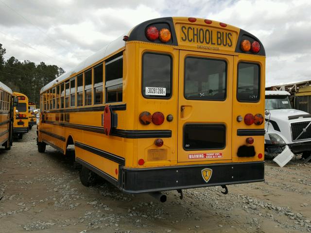 4DRBUAFN16B206880 - 2006 IC CORPORATION 3000 黄色 照片 3