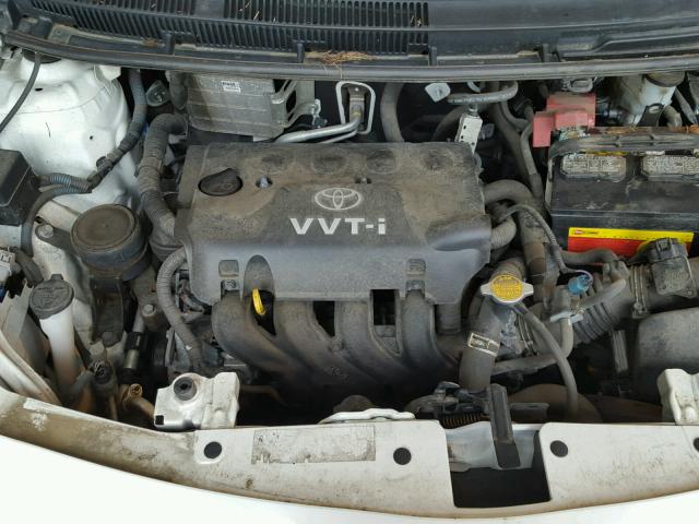 JTDBT903271075155 - 2007 TOYOTA YARIS WHITE photo 7