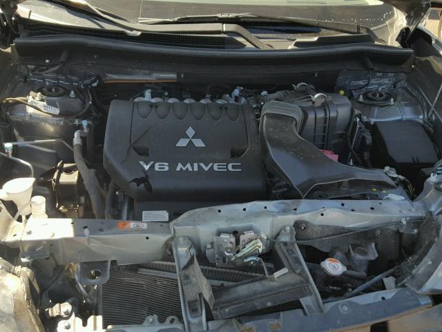 JA4JZ4AX1GZ015653 - 2016 MITSUBISHI OUTLANDER SILVER photo 7