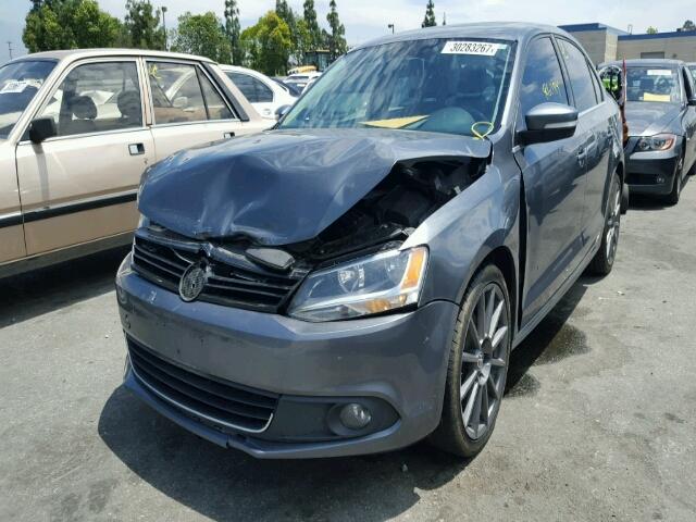 3VW3L7AJ9CM413764 - 2012 VOLKSWAGEN JETTA GRAY photo 2