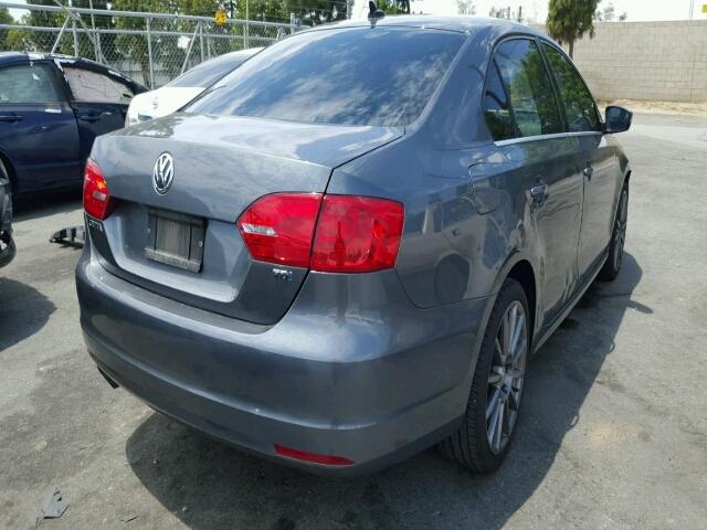 3VW3L7AJ9CM413764 - 2012 VOLKSWAGEN JETTA GRAY photo 4