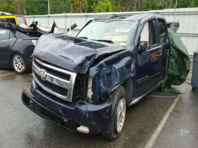 2GCEK13M971521799 - 2007 CHEVROLET SILVERADO BLUE photo 2