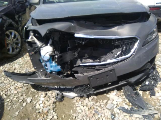 1G4ZP5SS6HU189008 - 2017 BUICK LACROSSE E TAN photo 9