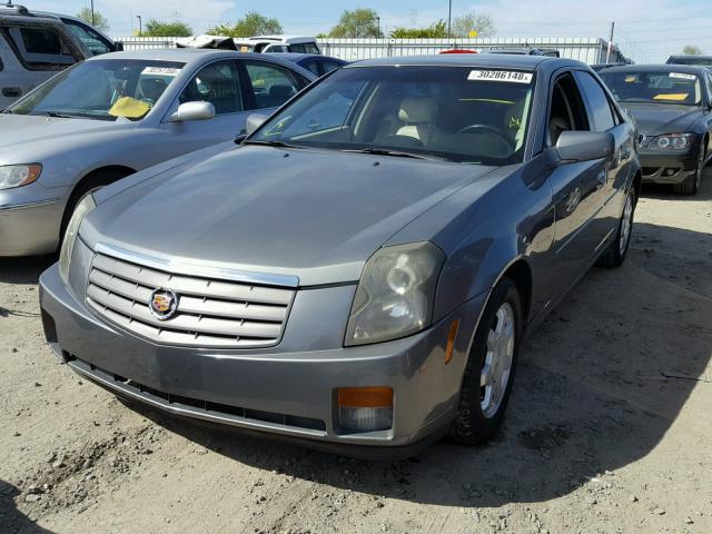 1G6DM577940117137 - 2004 CADILLAC CTS GRAY photo 2