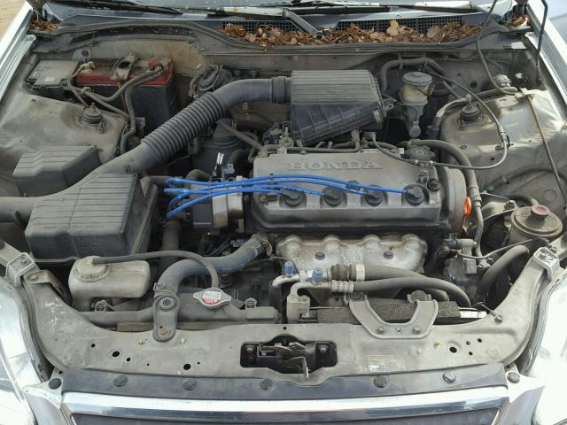 2HGEJ6613YH585347 - 2000 HONDA CIVIC BASE Gümüş foto 7