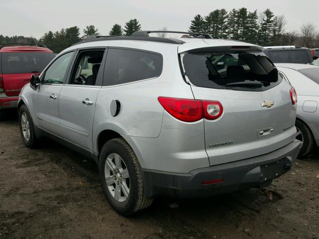 1GNER23DX9S181350 - 2009 CHEVROLET TRAVERSE L SILVER photo 3