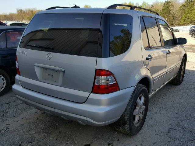 4JGAB75E22A365395 - 2002 MERCEDES-BENZ ML 500 SILVER photo 4