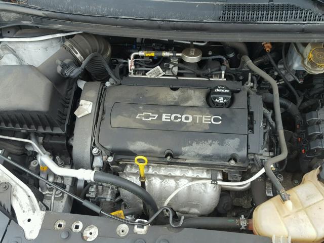 1G1JA6SH4G4104641 - 2016 CHEVROLET SONIC LS 白色 照片 7