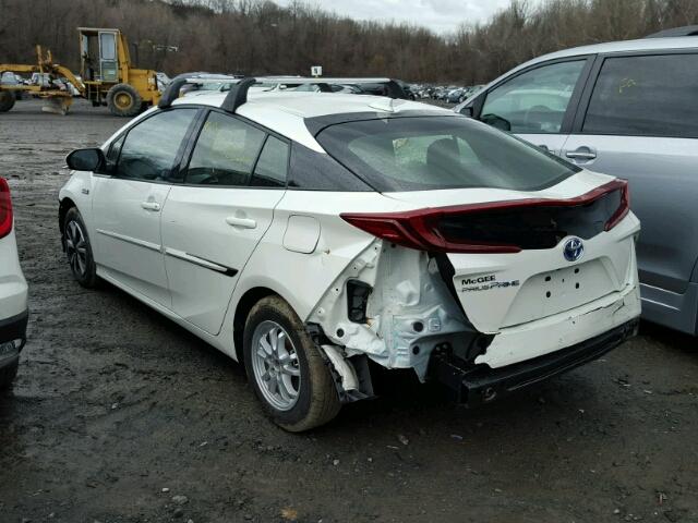 JTDKARFP7H3000425 - 2017 TOYOTA PRIUS PRIM თეთრი ფოტო 3