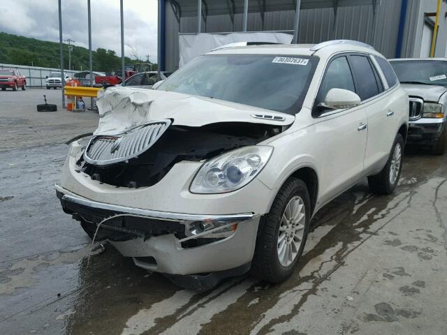 5GALRBED2AJ217752 - 2010 BUICK ENCLAVE CX WHITE photo 2