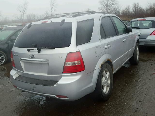 KNDJC736975677226 - 2007 KIA SORENTO EX SILVER photo 4