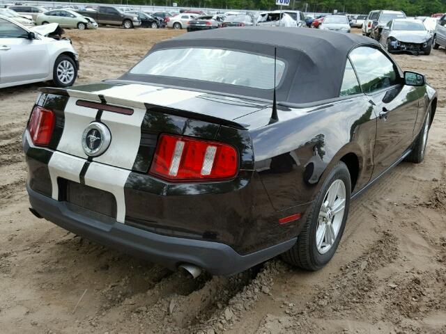 1ZVBP8EM9C5201575 - 2012 FORD MUSTANG BLACK photo 4