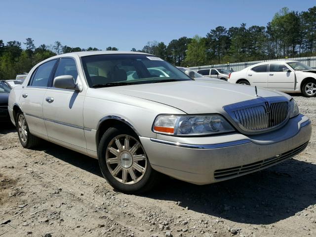 1LNHM82VX7Y618397 - 2007 LINCOLN TOWN CAR S BEIGE photo 1