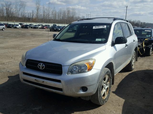 JTMZD33V165008575 - 2006 TOYOTA RAV4 GRAY photo 2