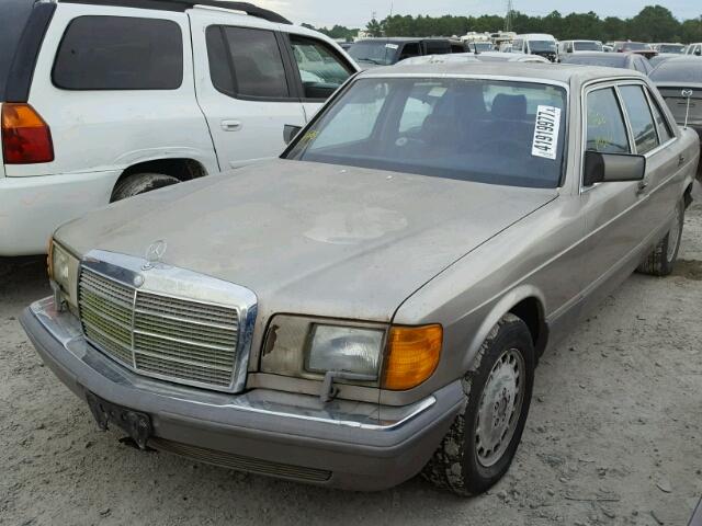 WDBCA35D3JA385118 - 1988 MERCEDES-BENZ 420 SEL GRAY photo 2