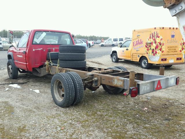 3GDKC34F81M107579 - 2001 GMC SIERRA C35 RED photo 3