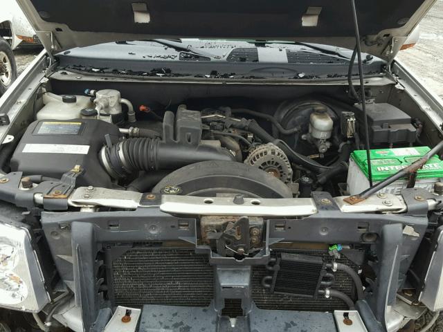 1GKET63M352376450 - 2005 GMC ENVOY DENA GRAY photo 7