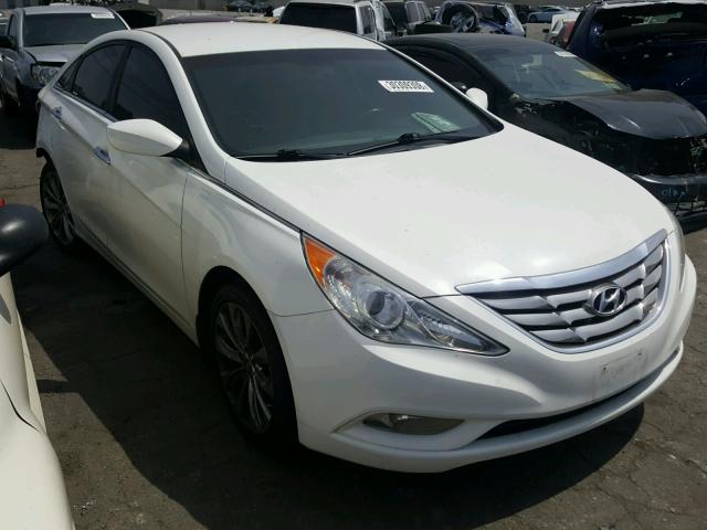 5NPEC4AC5CH388301 - 2012 HYUNDAI SONATA SE WHITE photo 1